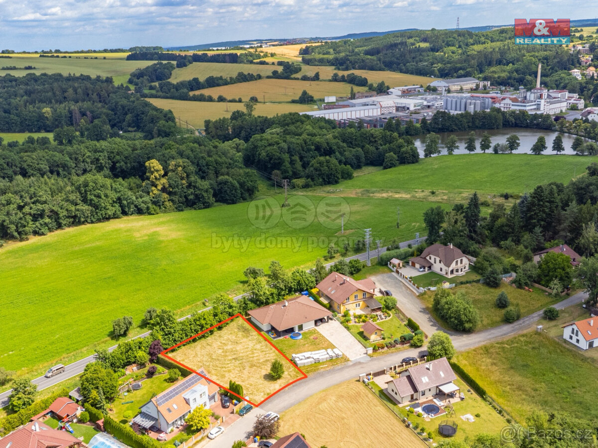 Prodej pozemku k bydlení, 1002 m², Velké Popovice