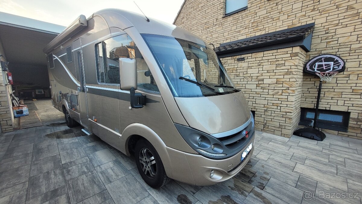 Obytný automobil Burstner Elegance i726, Iveco 3,0