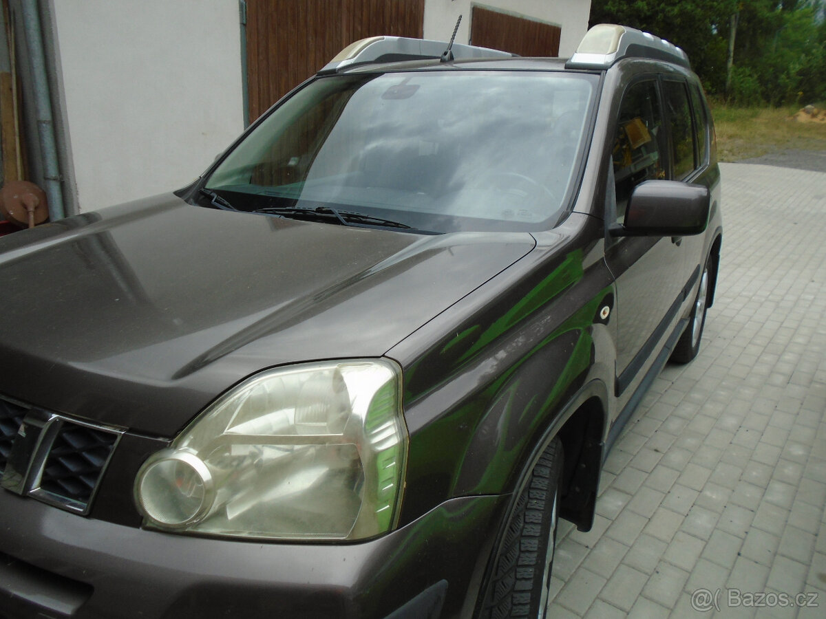 Nissan X-trail T31 - koupím přední sedačku spolujezdce