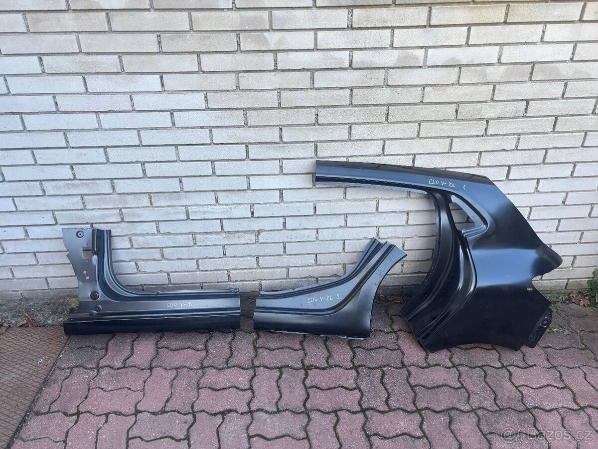 Zadní levý blatník a práh Renault Clio V/5