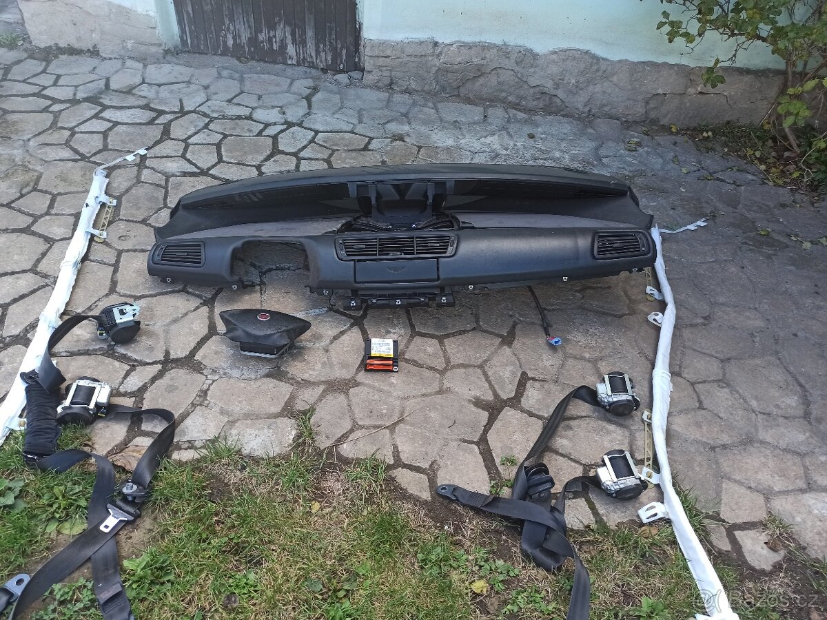airbagova sada , c8, peugeot 807,phedra, ulysse
