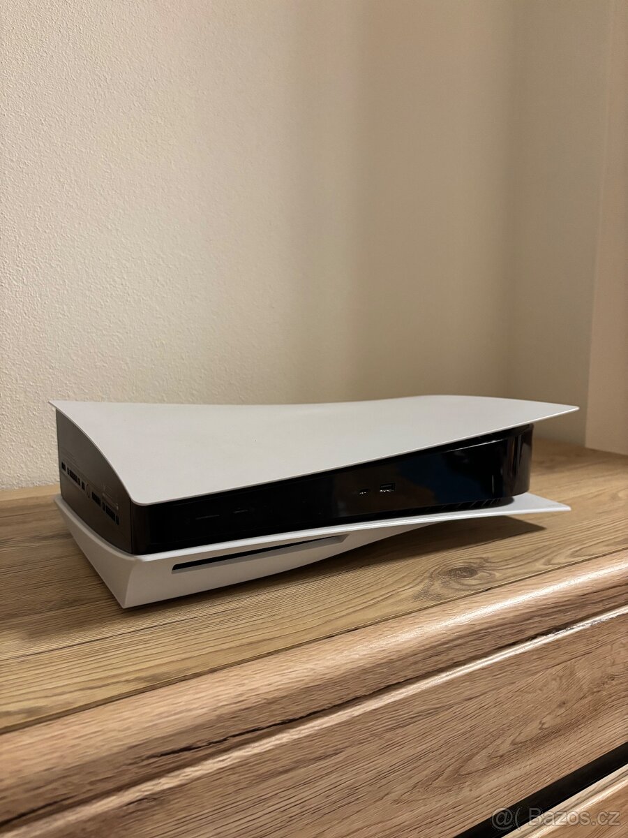 Sony Playstation 5 PS5 825GB