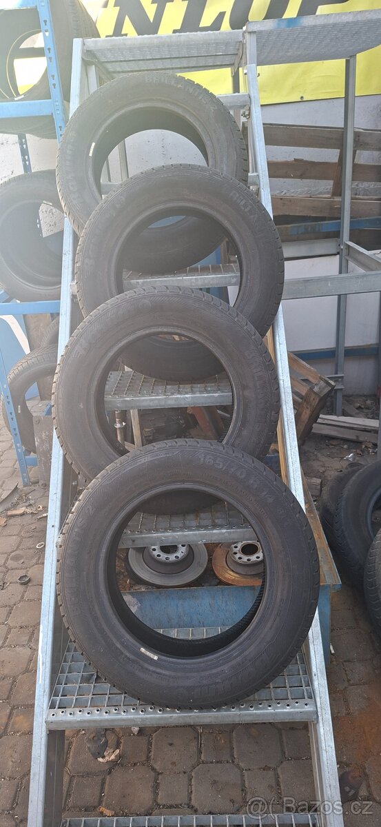 Zachovalé pneu 165/70R14 81T