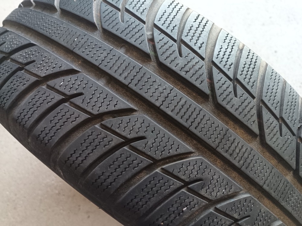 215/65 R16 TOYO (3117)
