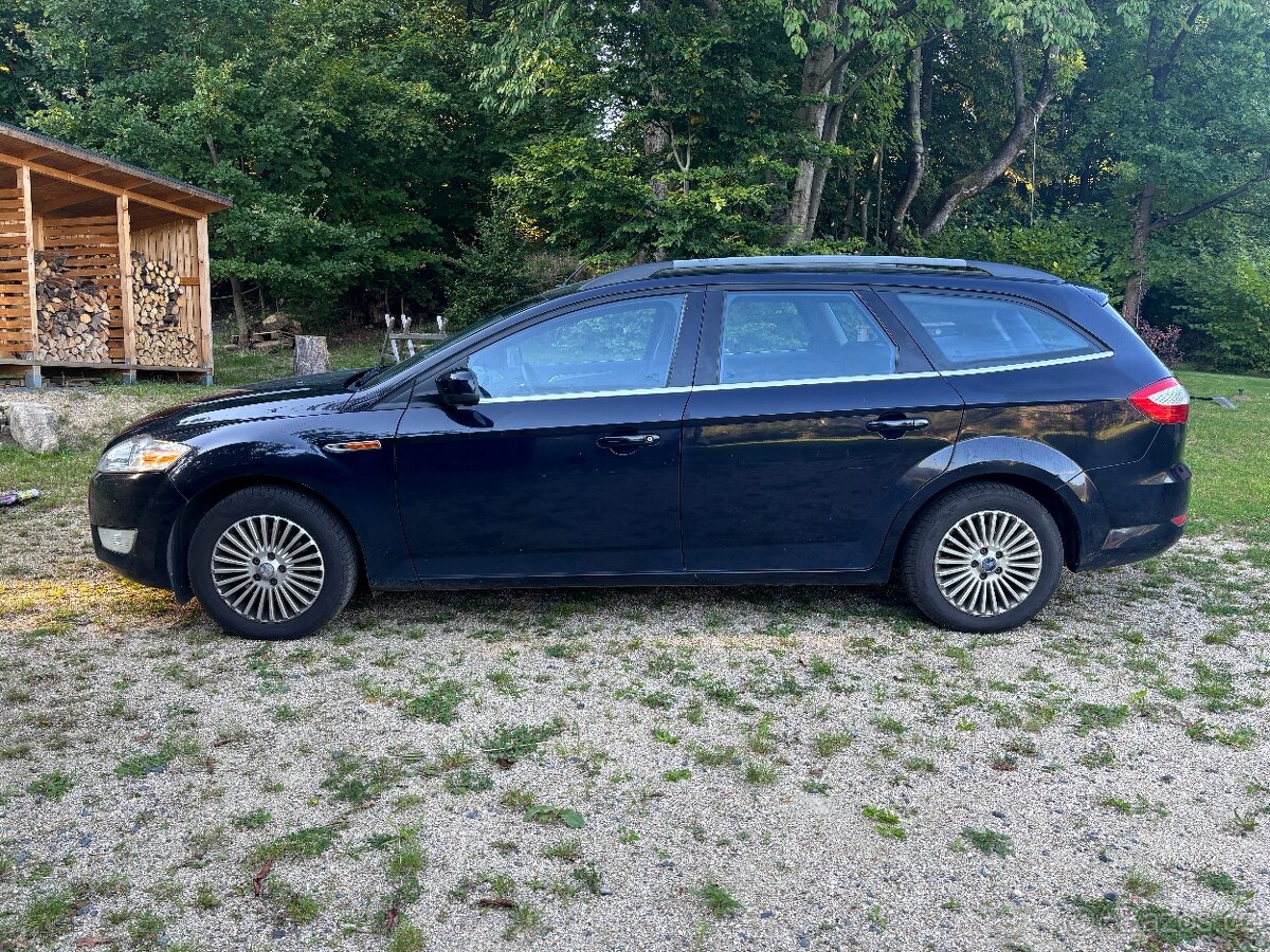 Ford Mondeo - tažné, STK do 2027 + zimní pneu