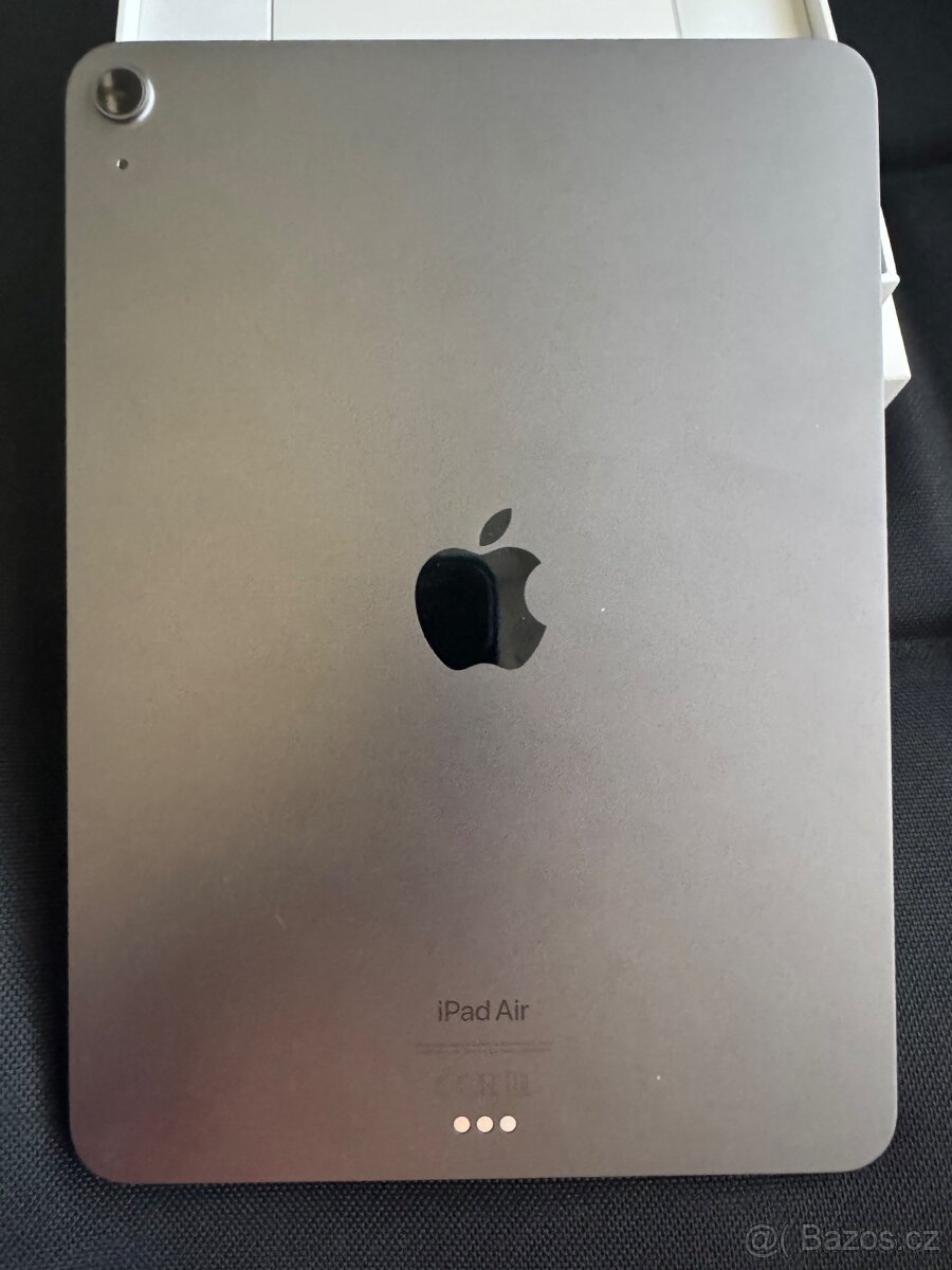 Prodám Apple Ipad Air 10,9 (5.gen) 64GB