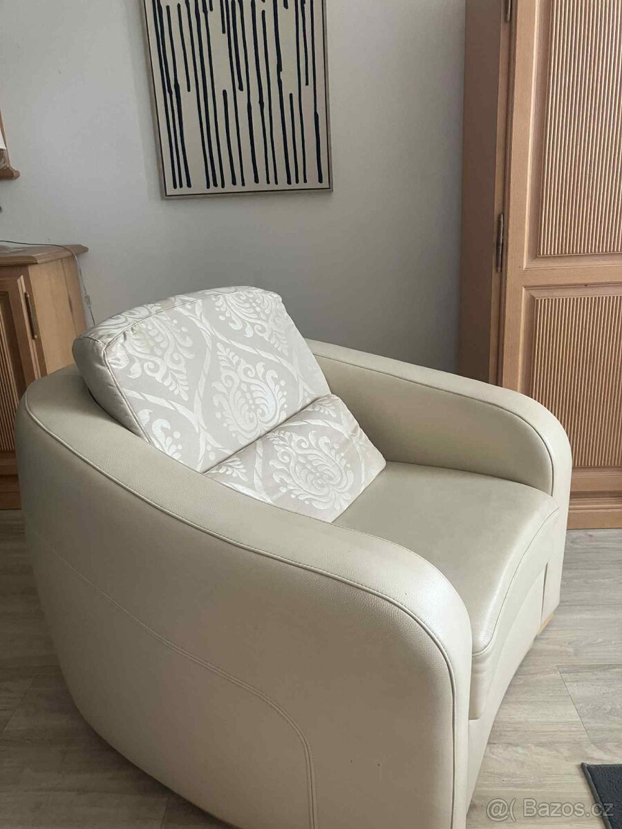 Křeslo KLER – pravá kůže