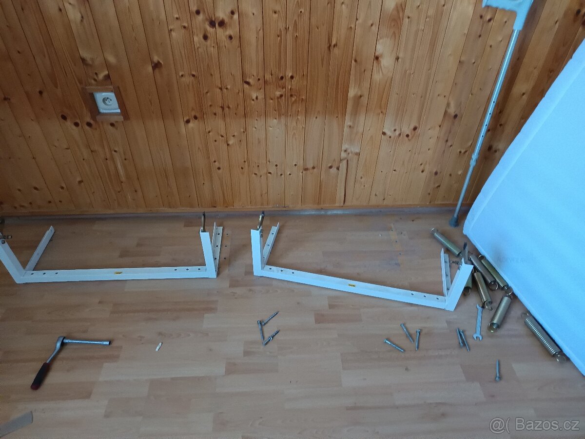 Prodám sklopnou postel + matrace