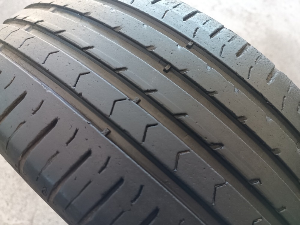 205/55 R16 CONTINENTAL (2516)