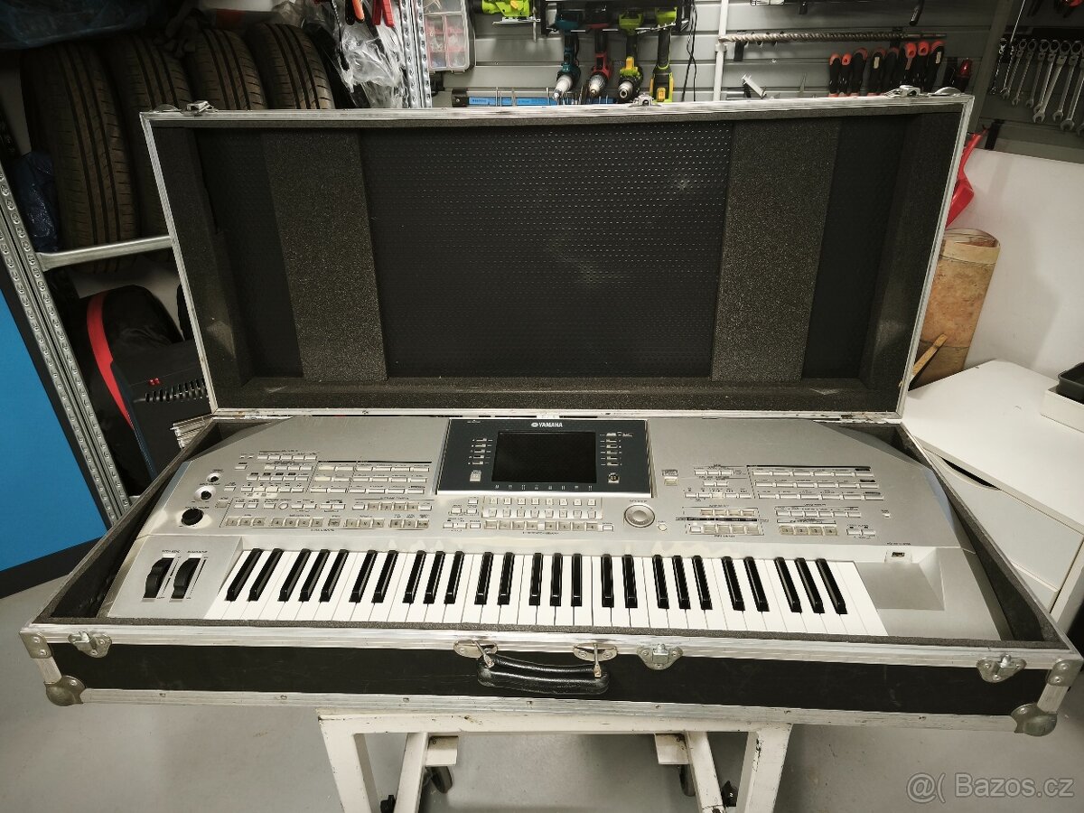 Yamaha Tyros 2