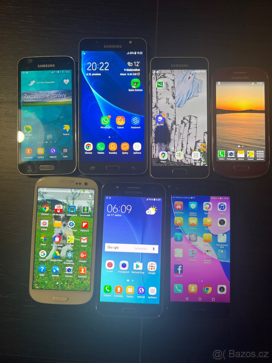 Prodám 7 telefonu