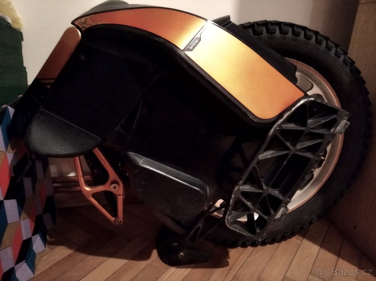 Kingsong S-19 (KV/Praha)
