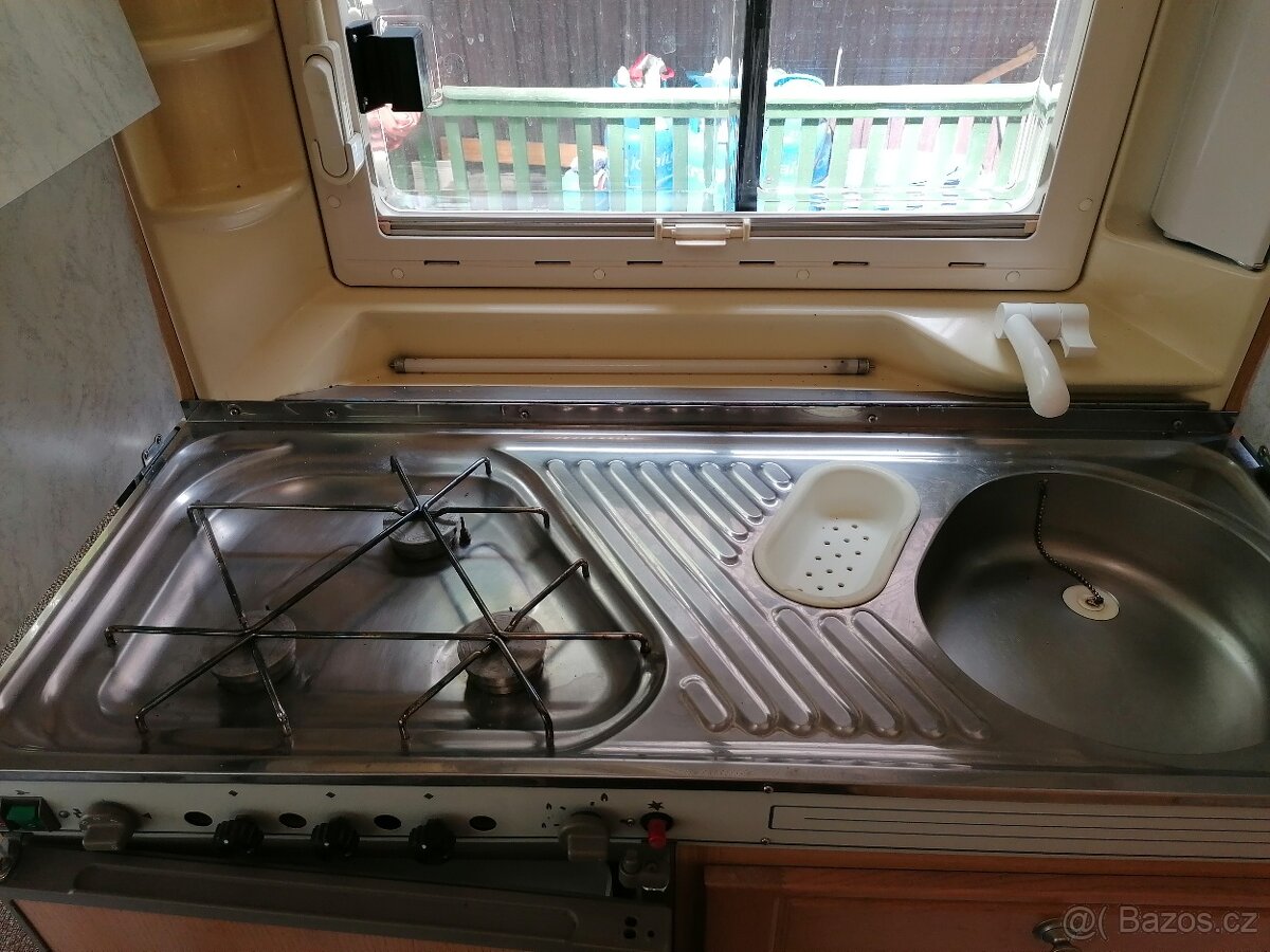 karavan chateau cantara 938