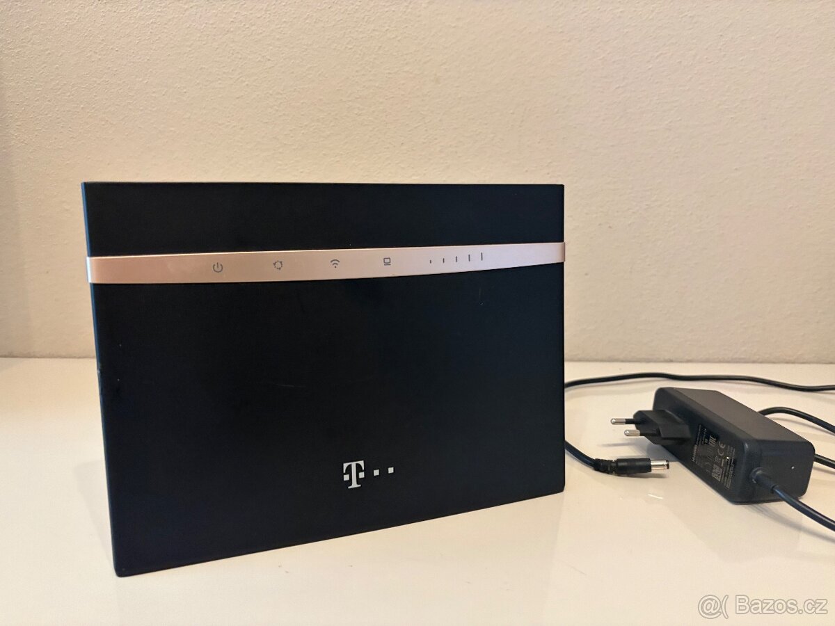 Wi-Fi router Huawei B525s (LTE / 4G+)