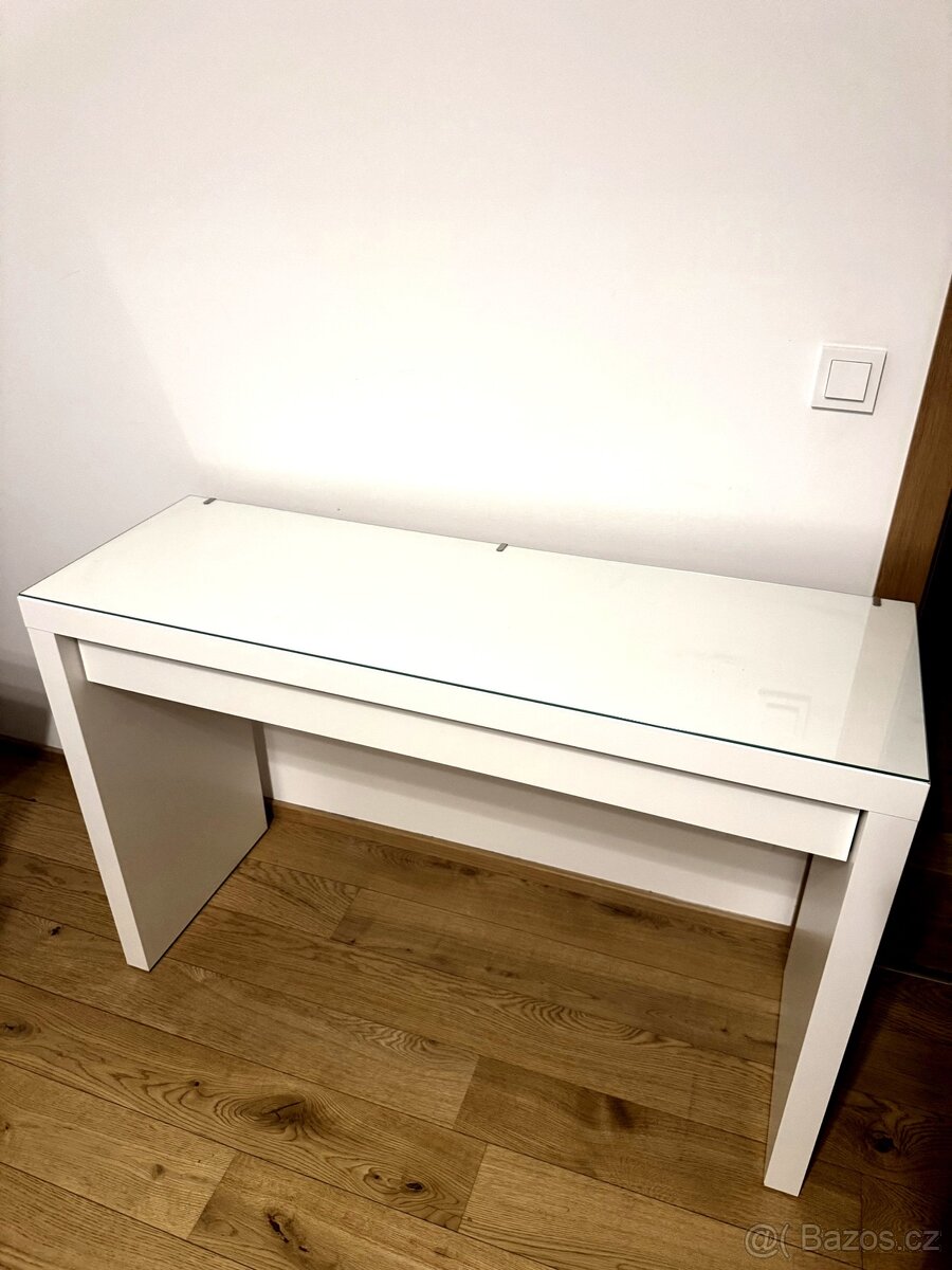 IKEA MALM toaletní stolek, bílý, 120×41 cm