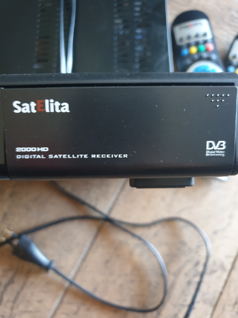 Přijímač Satelita 2000 HD