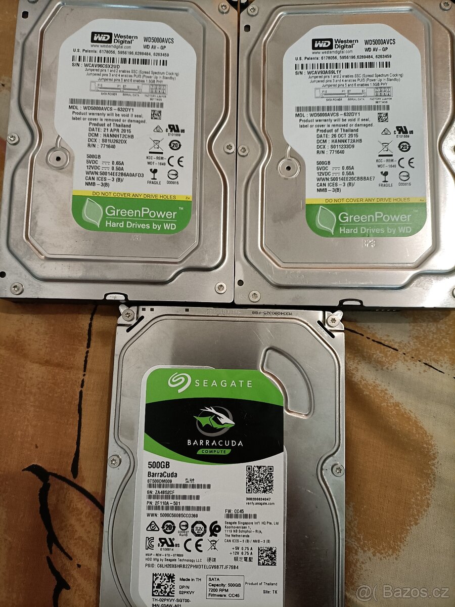 3x 3.5" HDD 500GB WD5000AVCS ST500DM009
