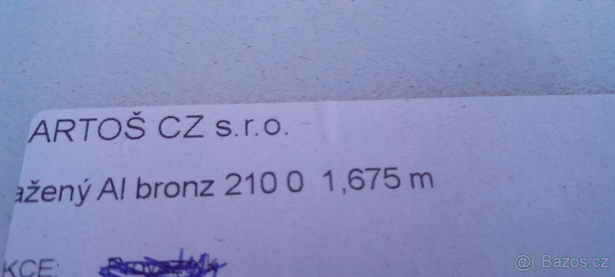 Okeni parapety venkovni.