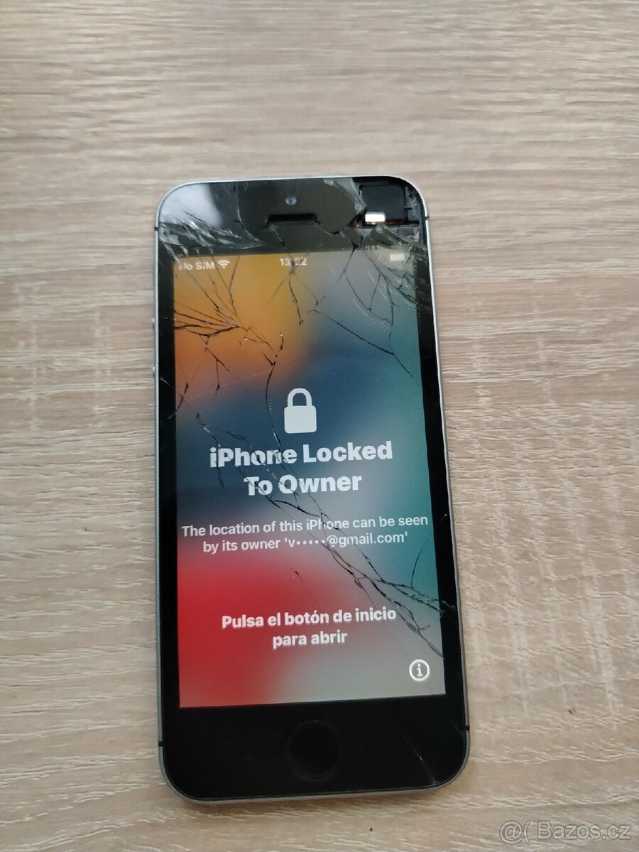 Prodám iphone se 2016 na náhradní díly