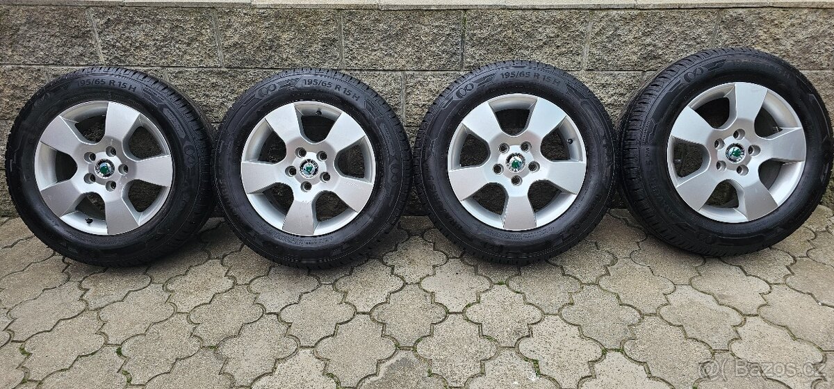 Originál alu ŠKODA O2 5x112 195/65 R15 - 8mm