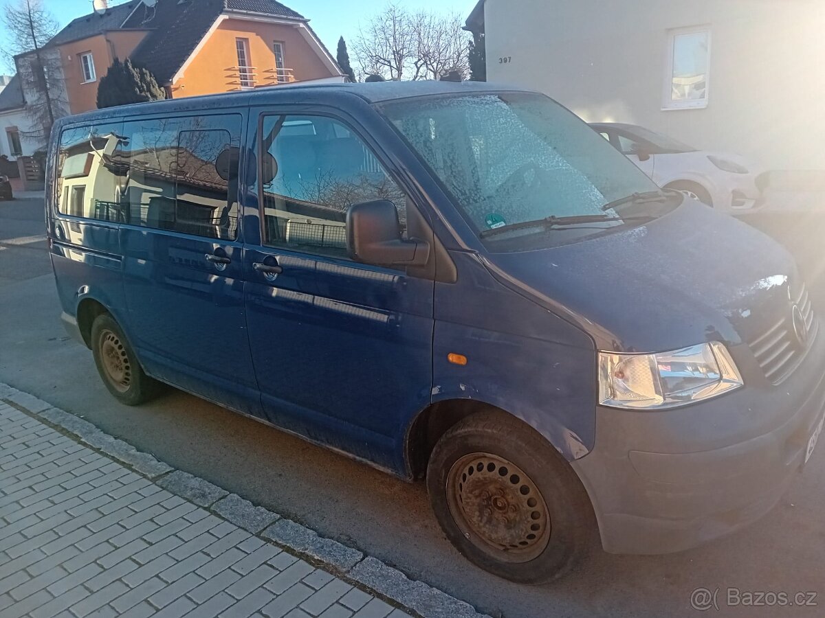Prodám VW Transporter a Škoda Fabia
