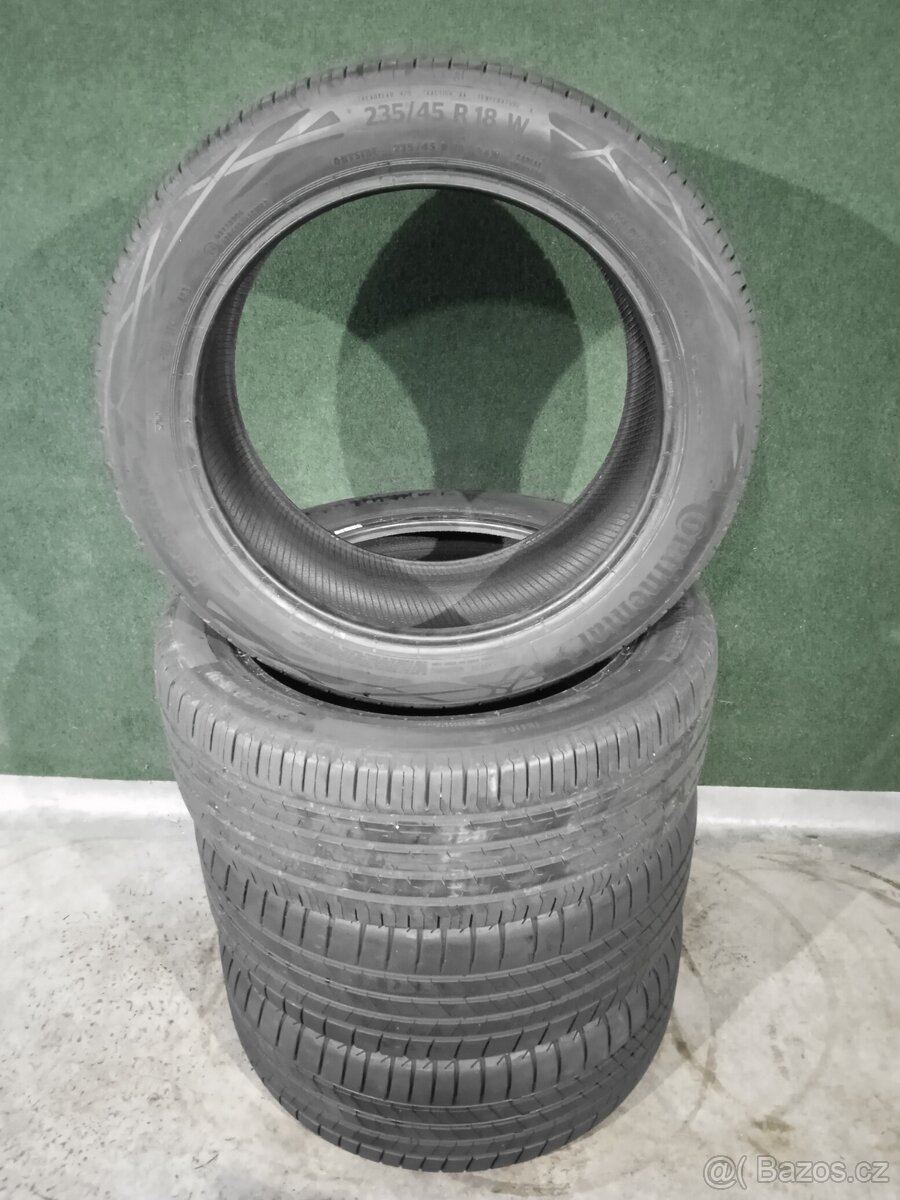 2+2 ks letni 235/45/18 continental, bridgestone