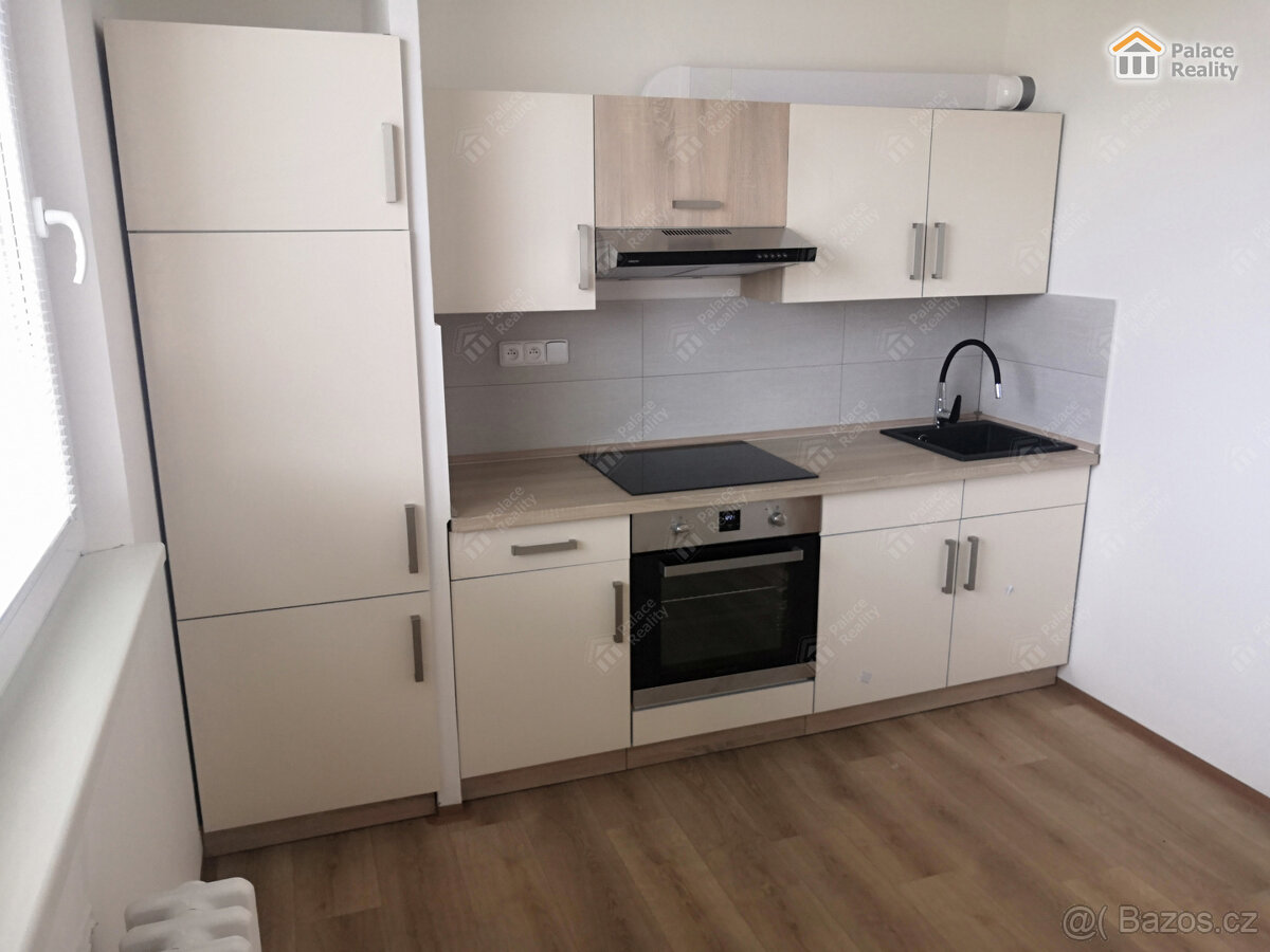 Prostorný byt 3+1 s lodžií - Náchod, ul. Bílá