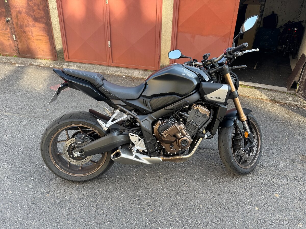 Honda CB650R 2024 s e-clutch