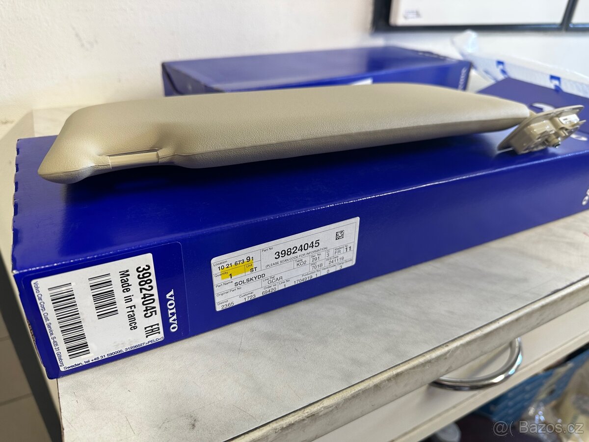 Originální sluneční clona Volvo XC60 – 39824045 (levá)