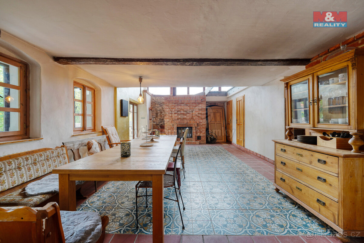 Prodej rodinného domu, 365 m², Ždánov