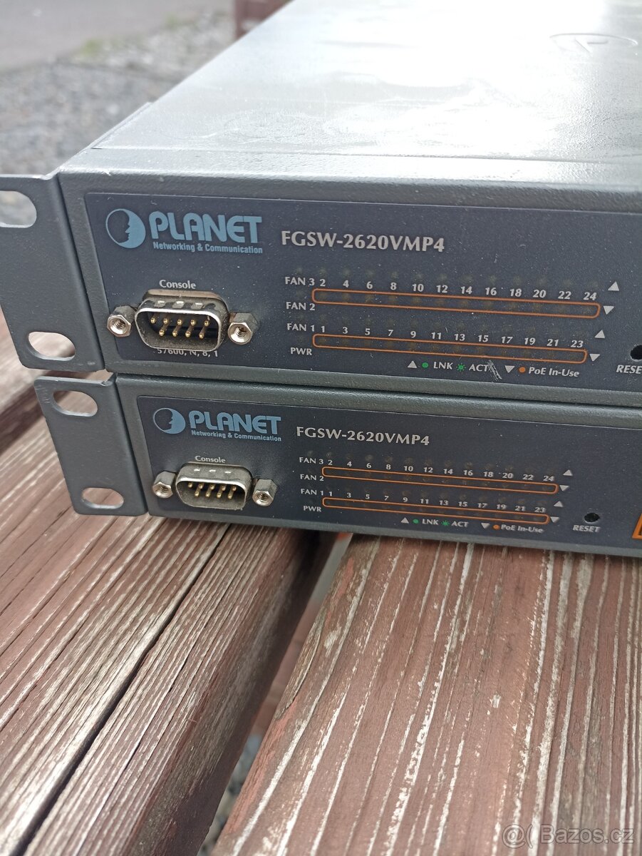 Síťový PoE switch PLANET