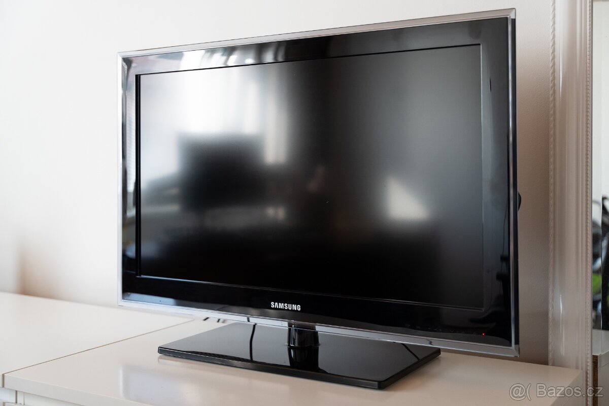 TV Samsung LE32D550