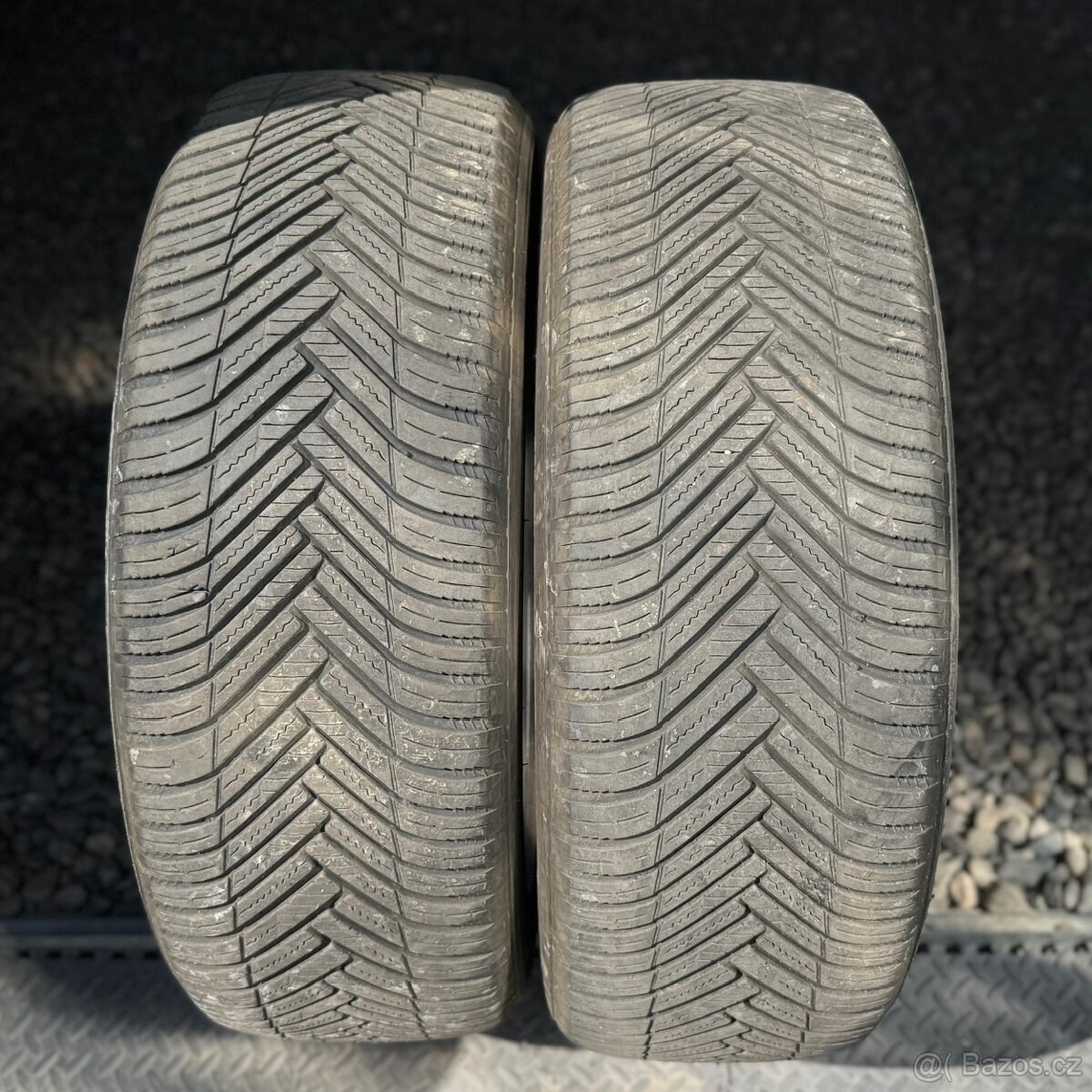 235/55/19 - Hankook celoroční pár pneu
