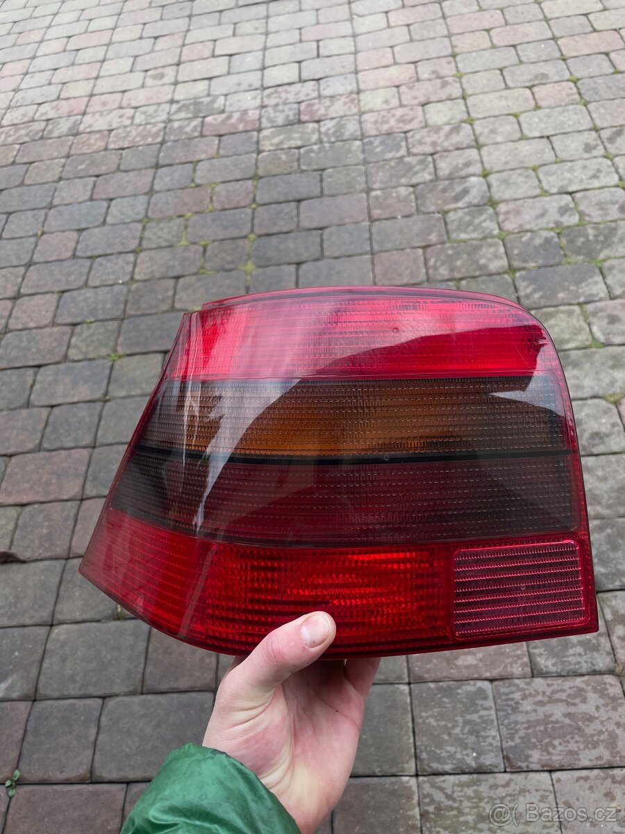 Zadní pár světel VW Golf IV - GTI