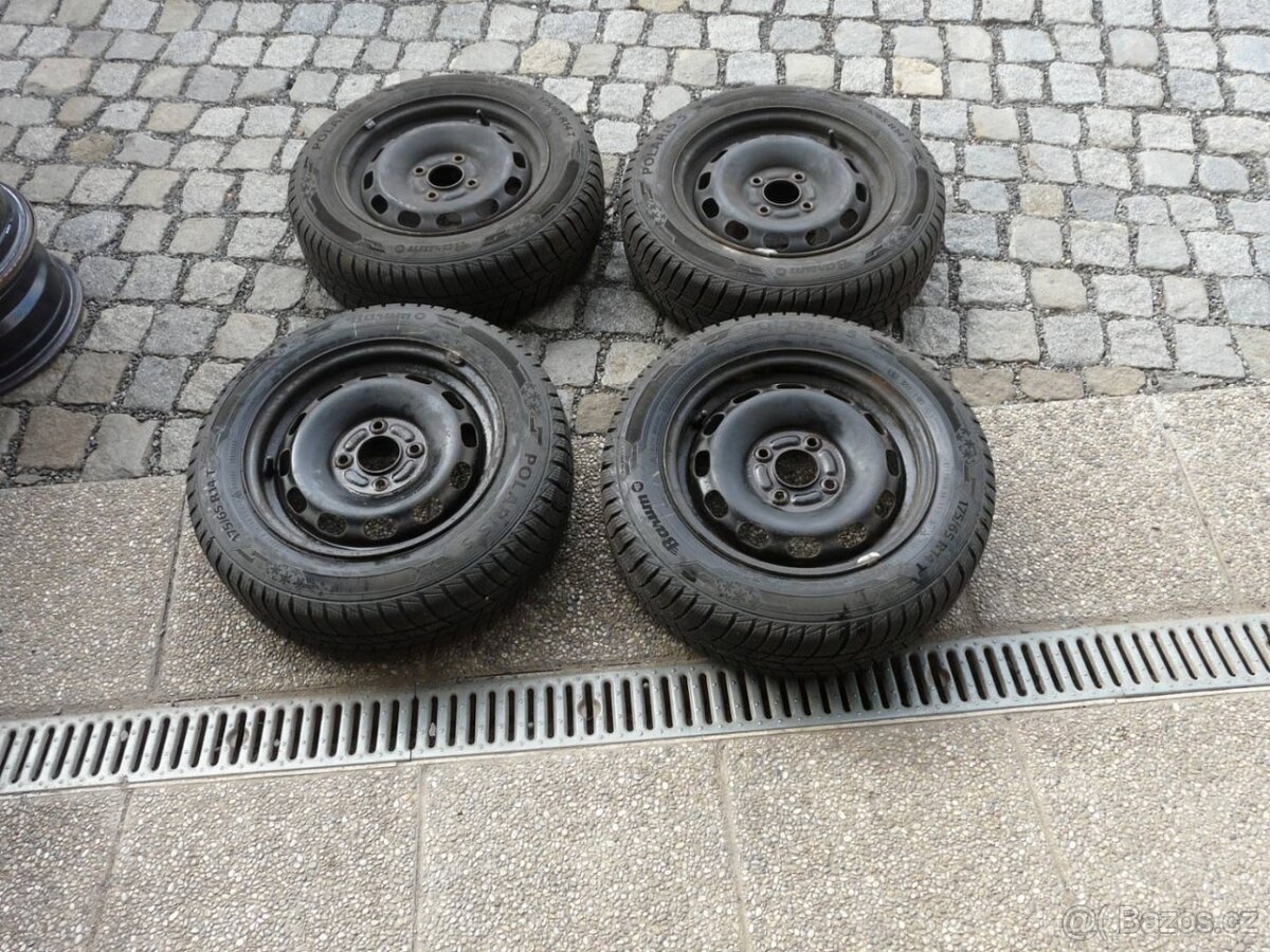 ZIMNÍ PNEU + DISKY FORD 14" BARUM 175/65R14
