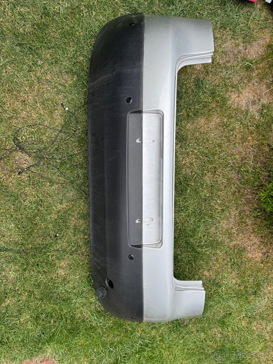 Zadní nárazník Golf 5