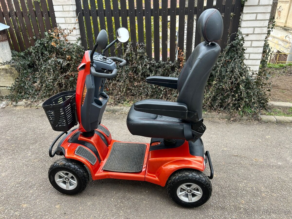 Elektrický invalidní vozík