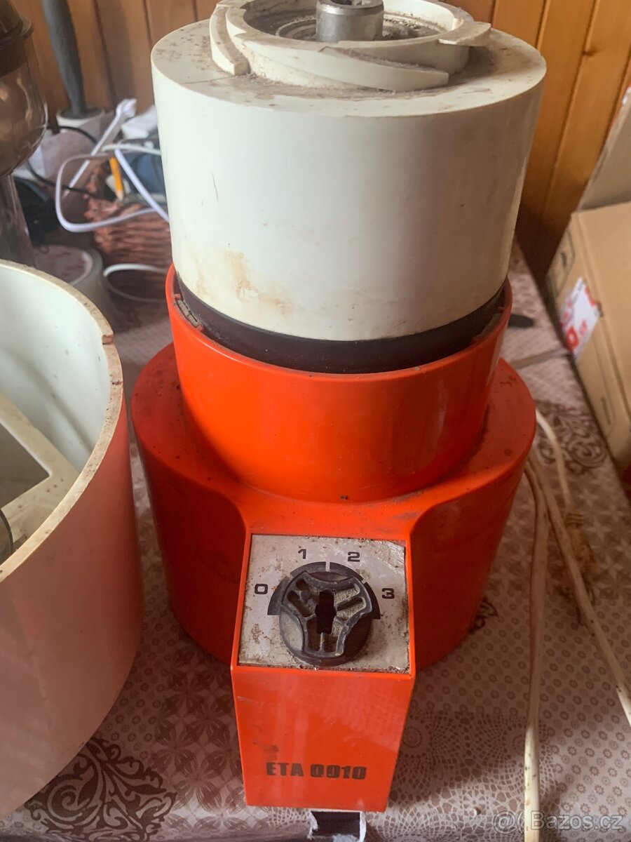 ETA 0010 robot