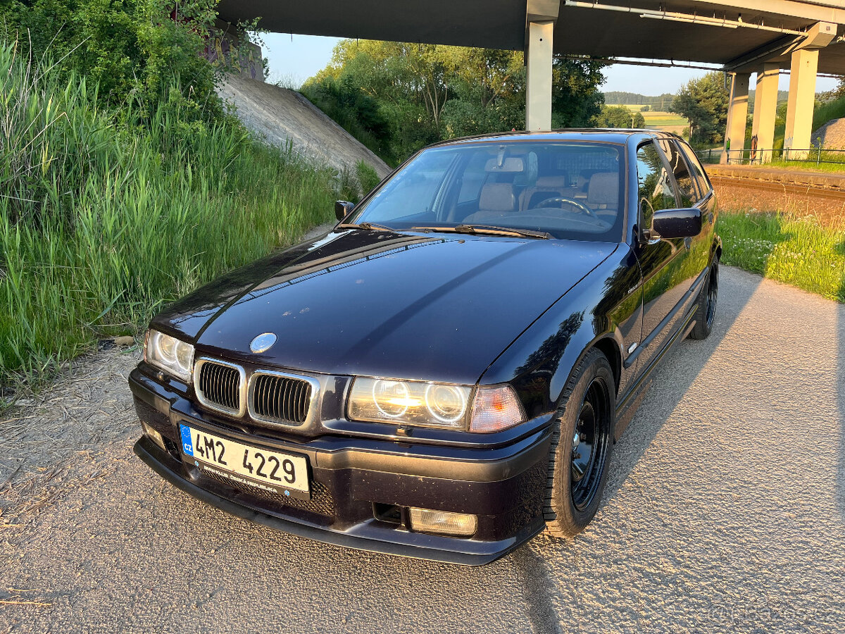 BMW E36 328i touring