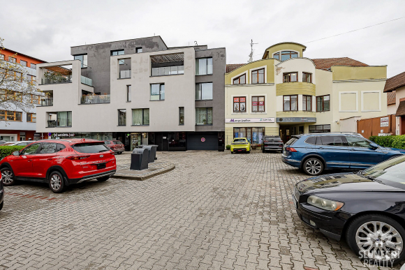 Kancelář k pronájmu 22  m² v centru Uherského Hradiště – Zel