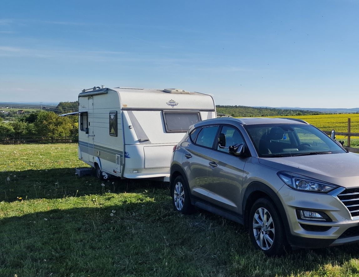 Hobby 460 UFE, Mover, Solár, Nosič Kol, Hezký stav