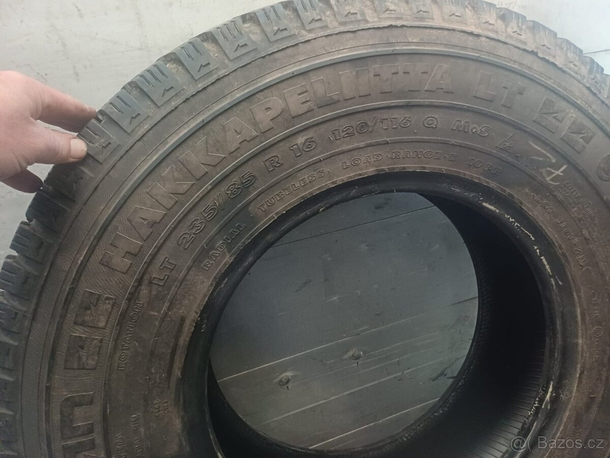 Zimní pneu, Nokian Hakkapelita, 235/85 R16