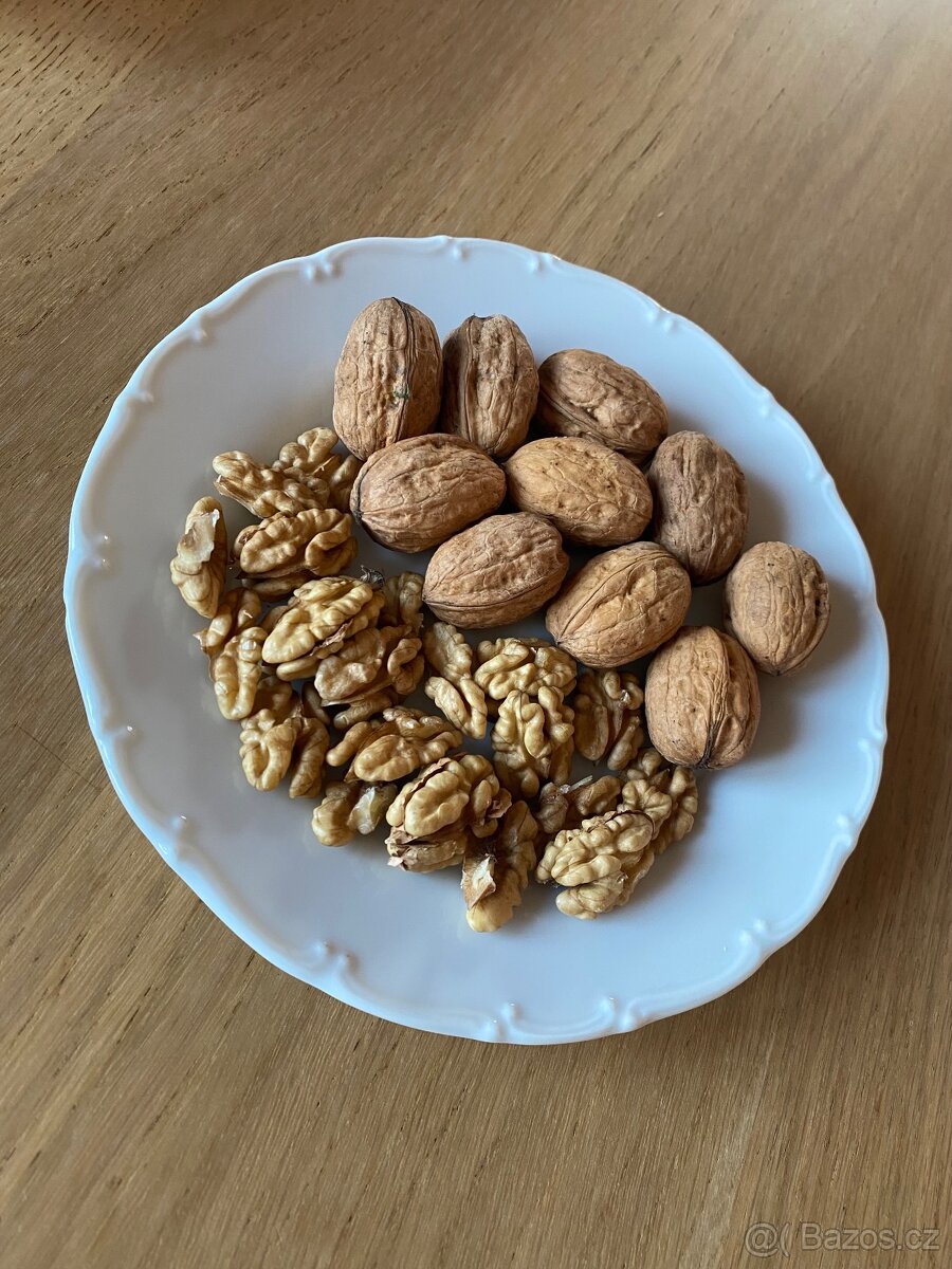 Vlašské ořechy BIO