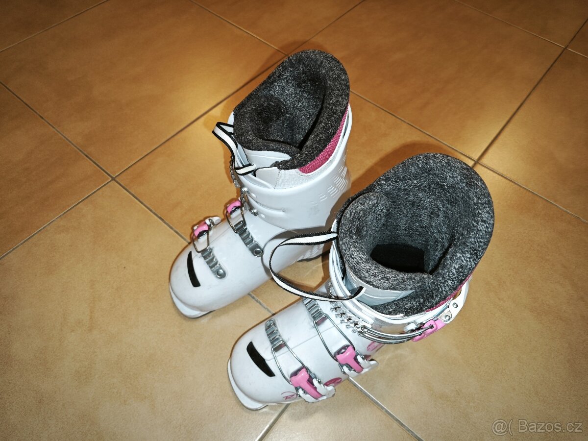 Prodám dětské lyžařské boty Rossignol Fun Girl J4 white 23,5