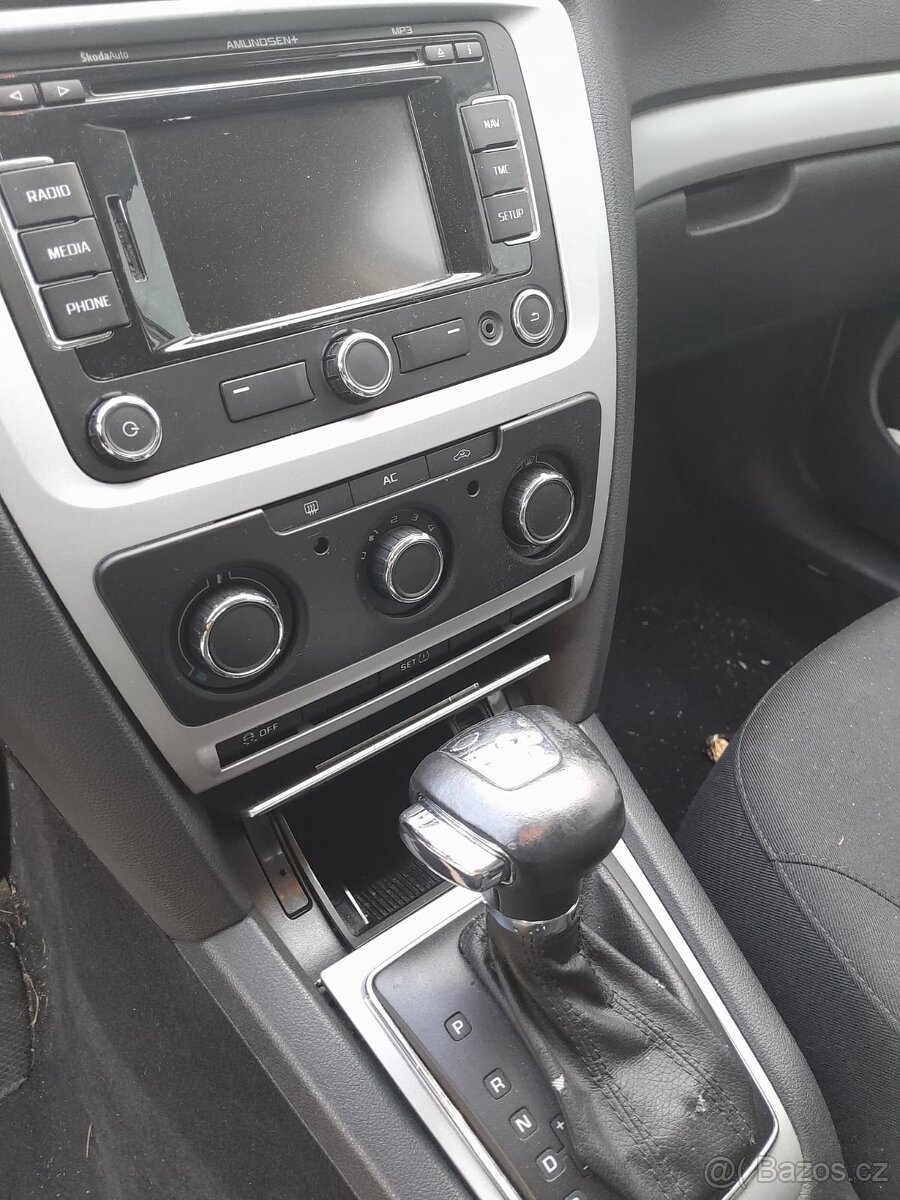 nd z škoda octavia 2 1.6tdi 77kw cay bílá sedan i combi