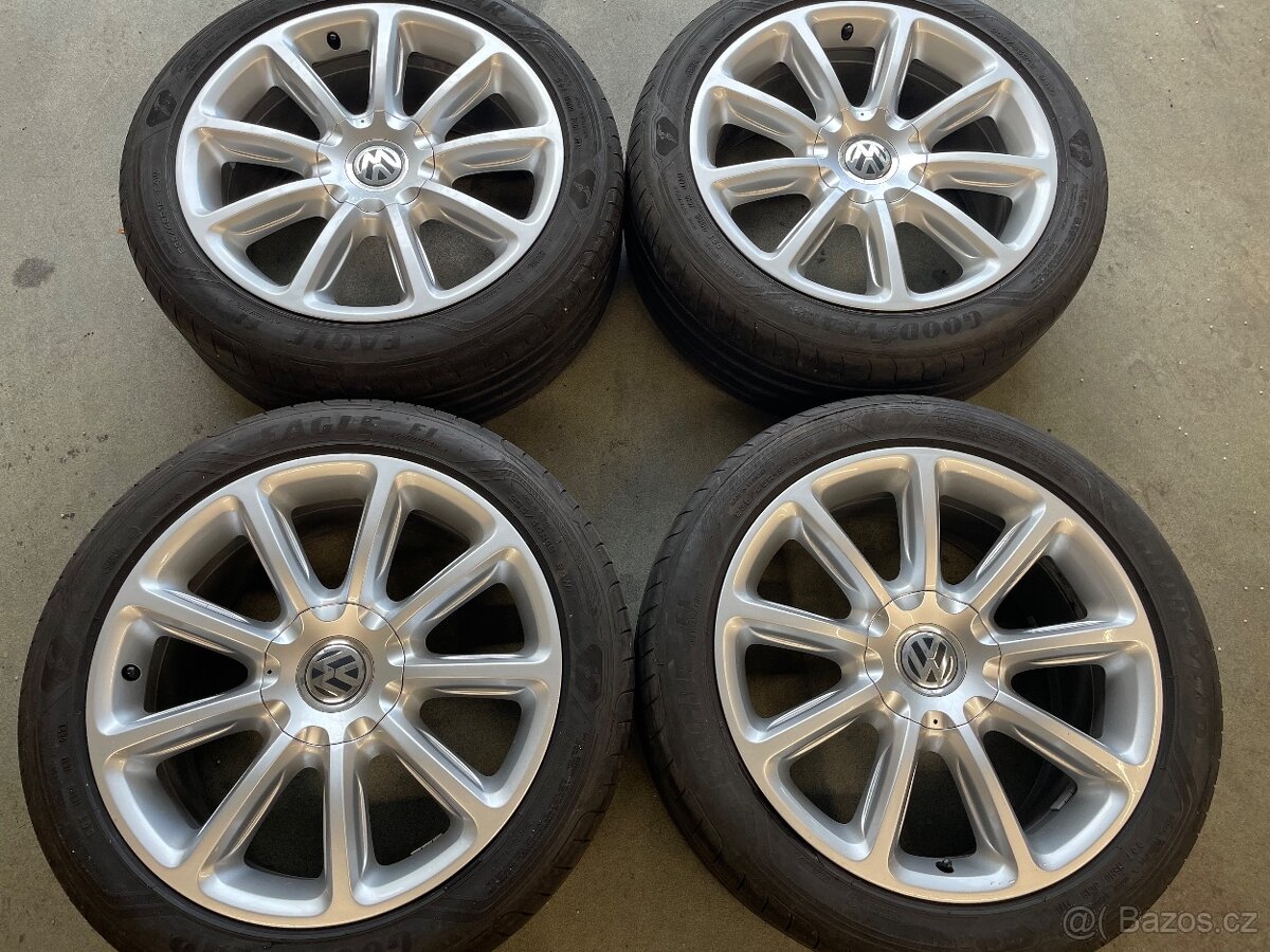 VW Passat B8 235/45/18 , 5x112
