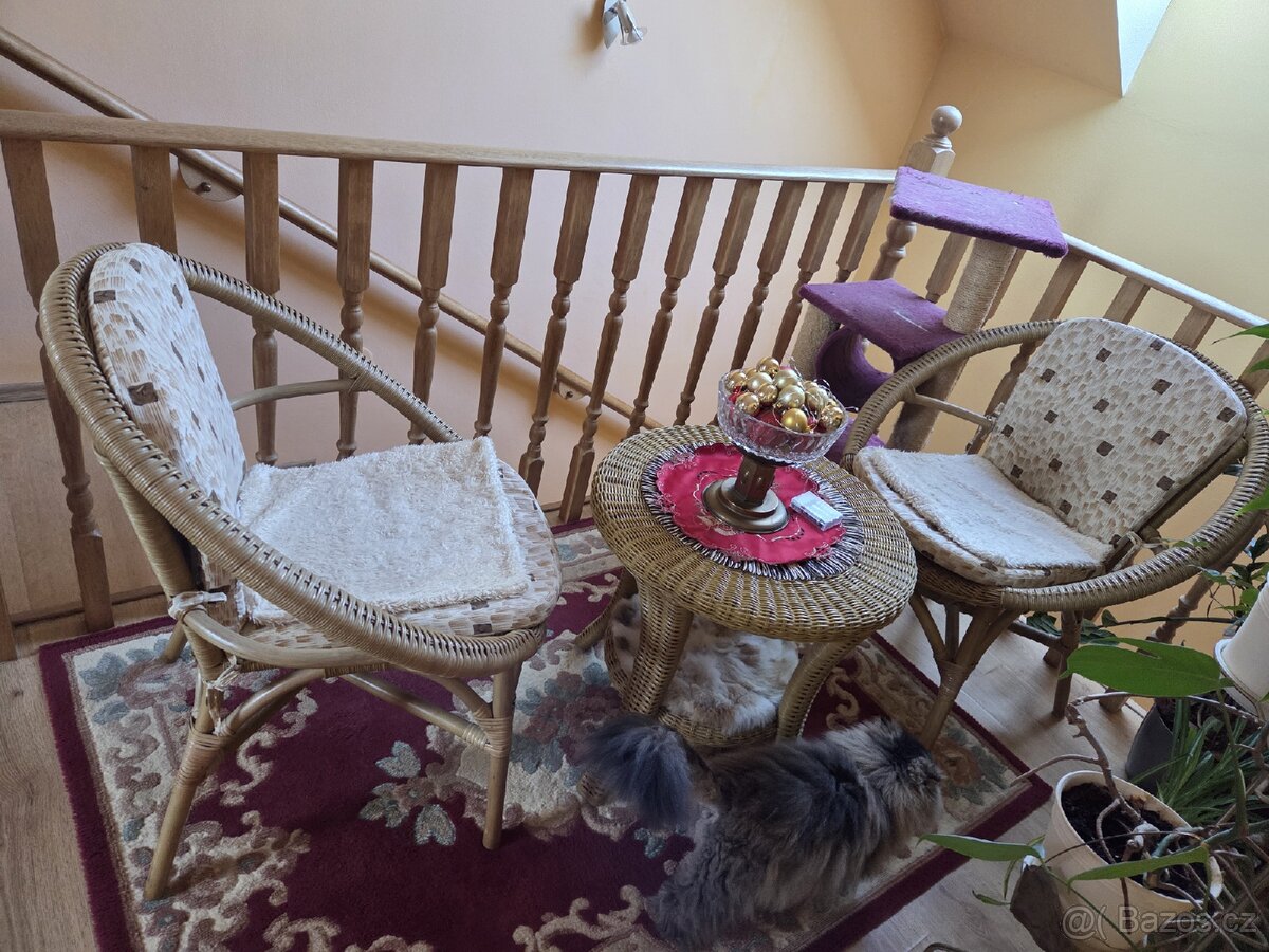 Ratanová sedací souprava