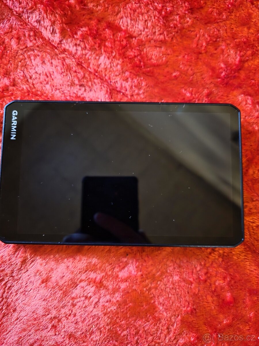 Navigace Garmin Dézl LGV720