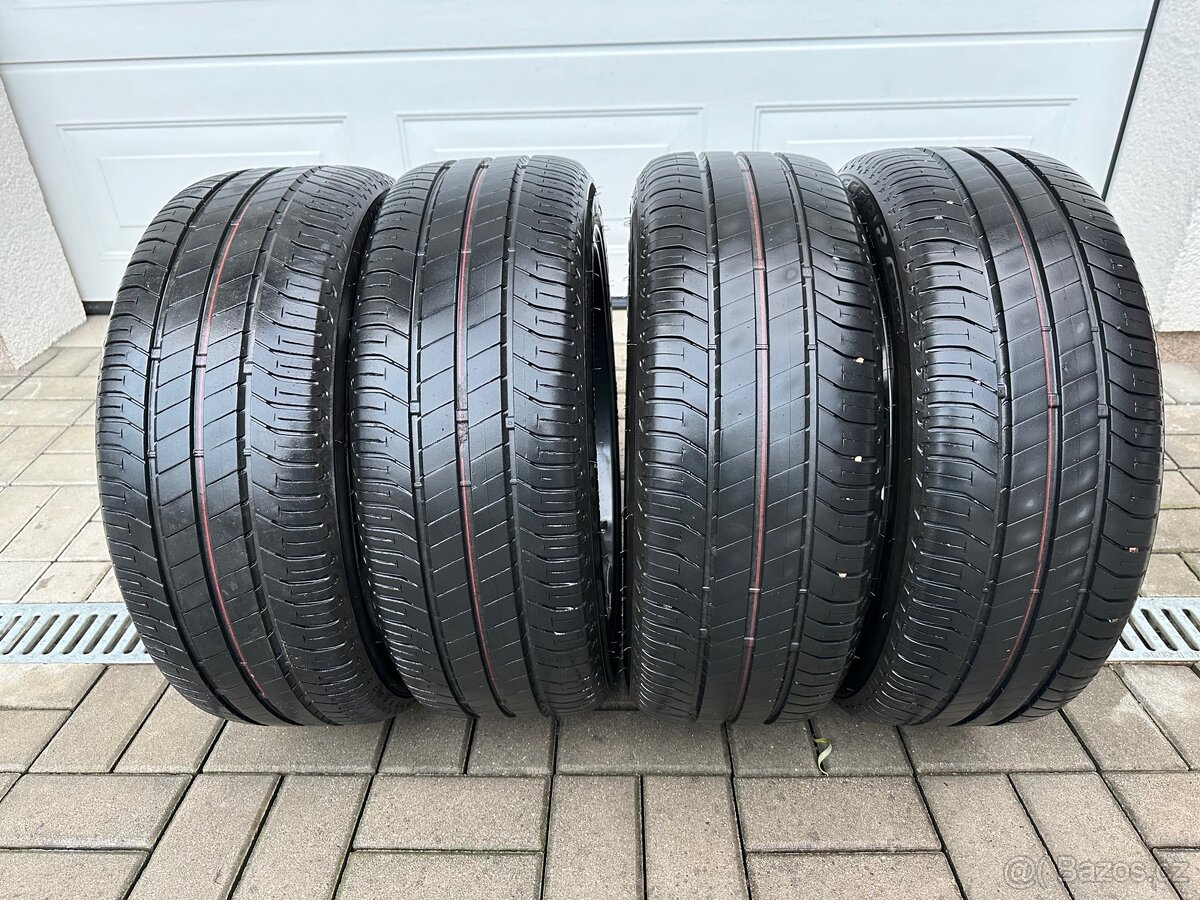 Pneu Bridgestone 205/45r17
