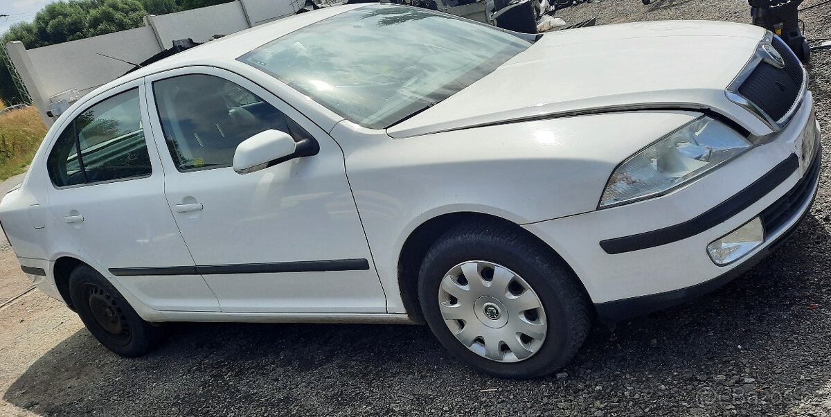 nd ze škoda octavia 2, 2.0.TDI 103kW, bílá, zelená,černá